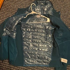 Columbia Mens Medium titanium puffer jacket